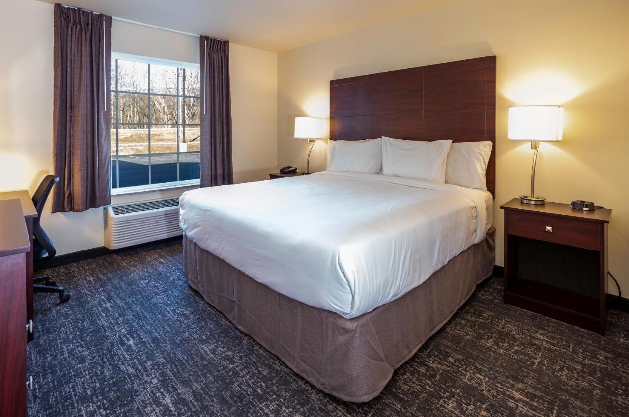 | Cobblestone Inn & Suites - Brookville