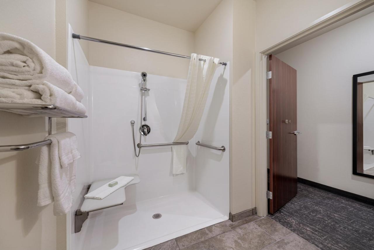 | Cobblestone Inn & Suites - Brookville