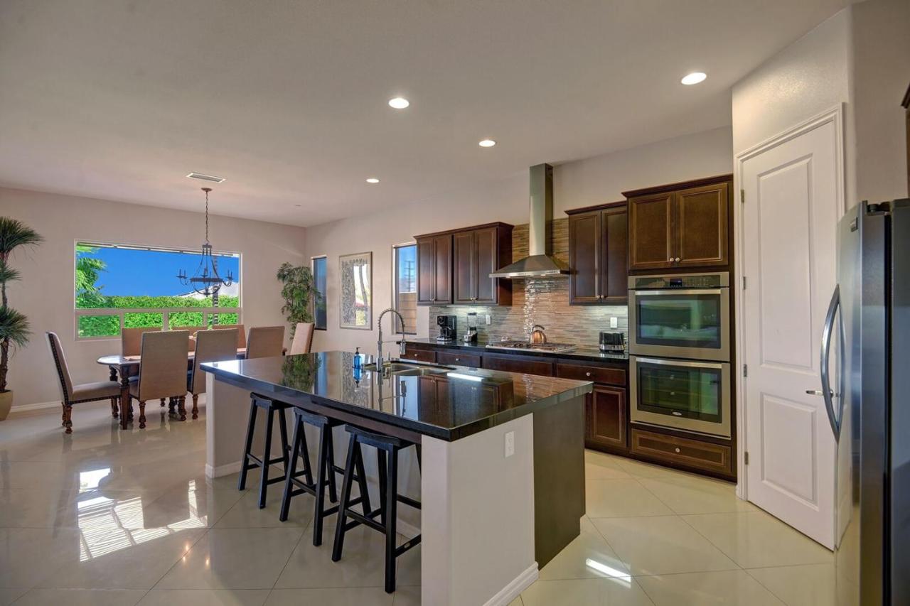 | Villa Nagashima Beautiful Luxury Villa