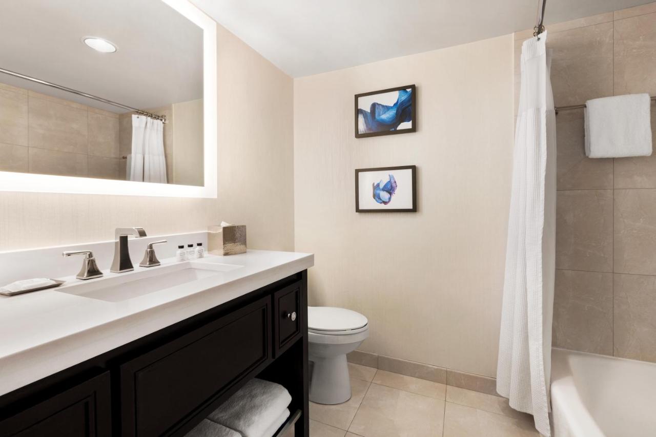 | Crowne Plaza Hotel Philadelphia - King of Prussia, an IHG Hotel