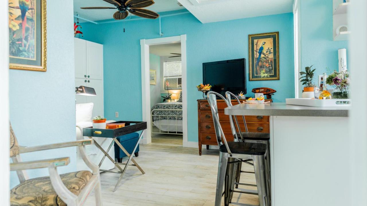 | Meranova Guest Inn