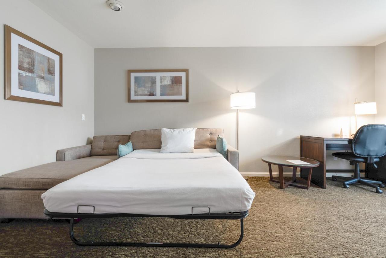 Two Bedroom Suite - Full Kitchen at Chase Suites Hotel Brea-Fullerton