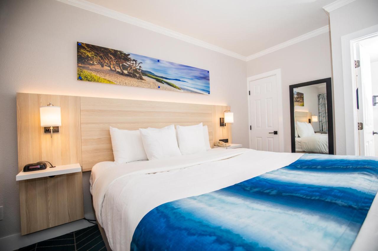 | Comfort Inn Carmel By the Sea