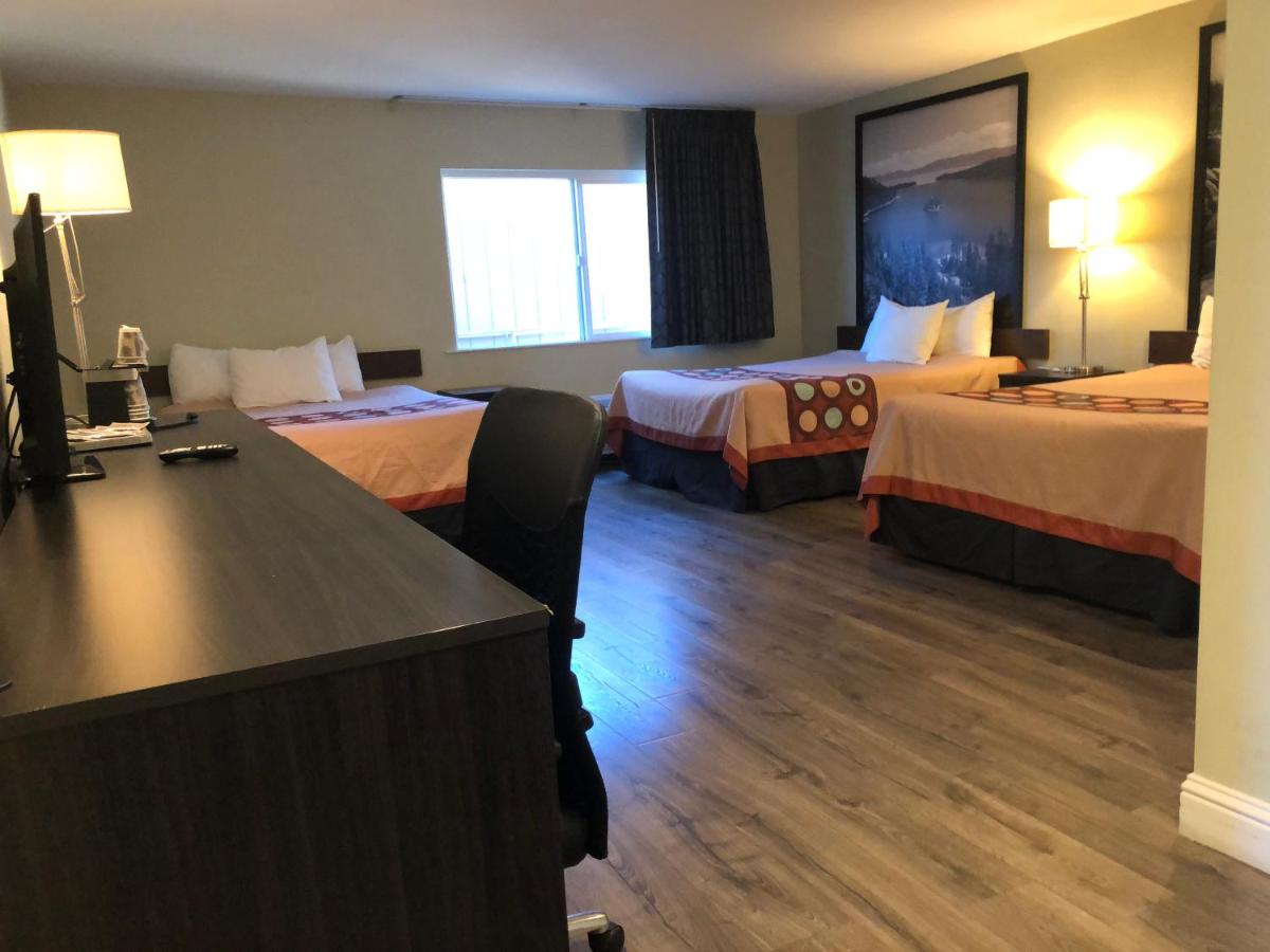 | Hotel Elevation