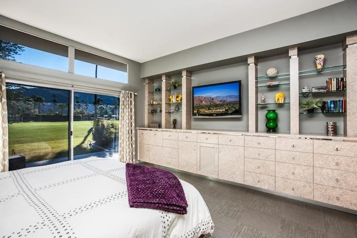 | Villa Collins Hideaway