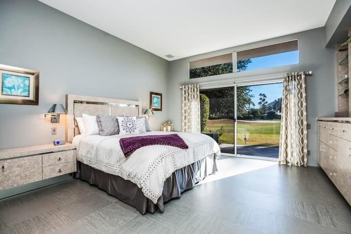 | Villa Collins Hideaway
