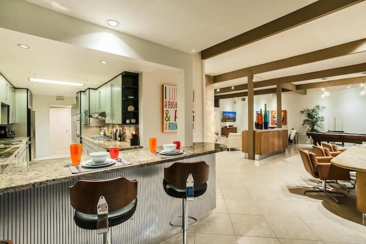 | Villa Collins Hideaway