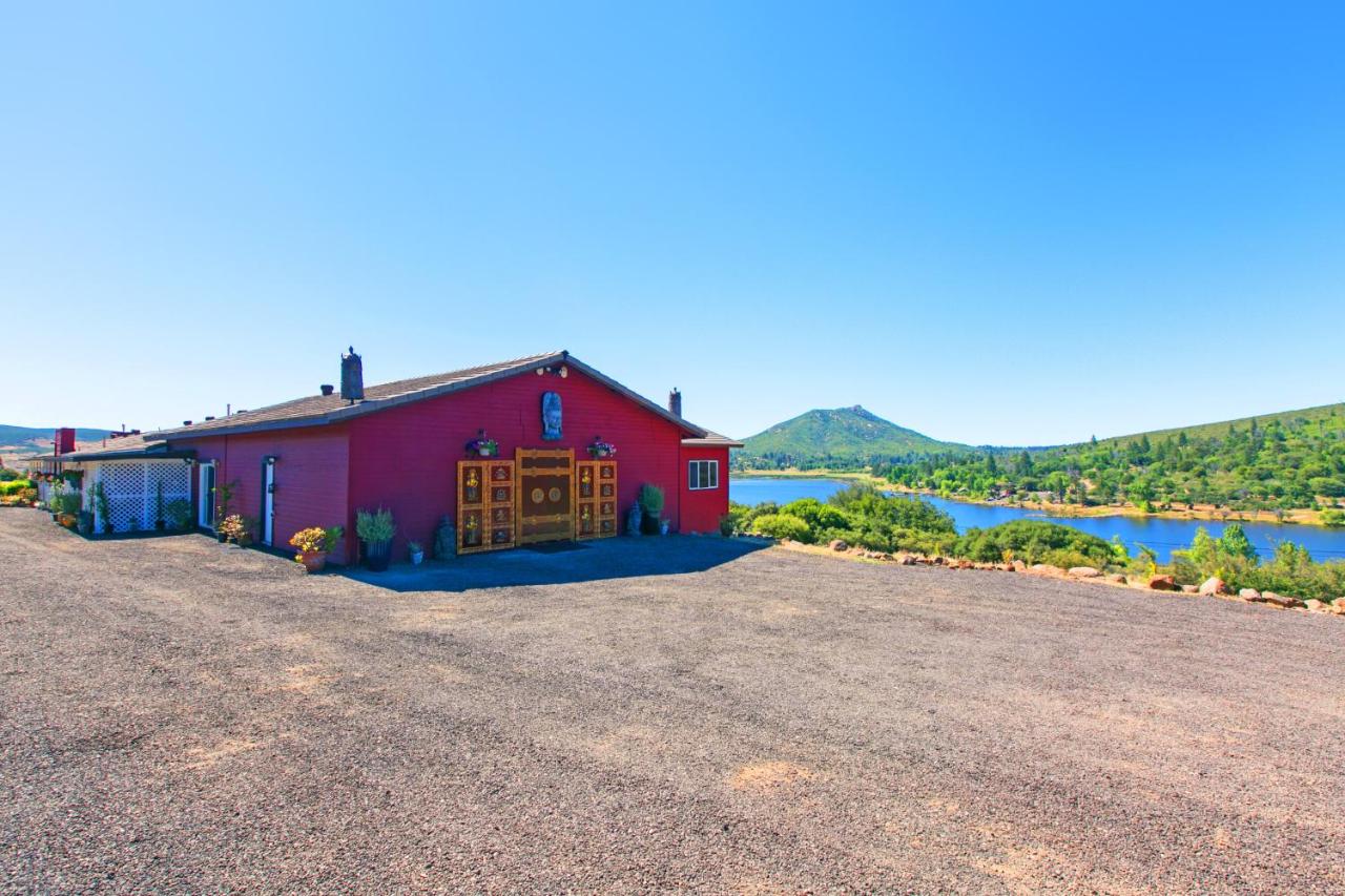 | Quiet Mind Mountain Lodge, Retreat & Spa