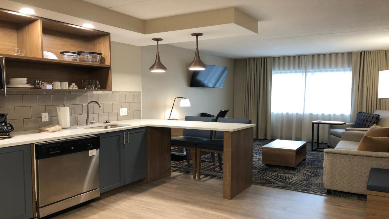 One-Bedroom King Suite - Non-Smoking at Candlewood Suites Cleveland South - Independence by IHG