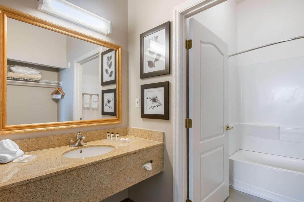 Extended Stay King Suite with Kitchen-Non Smoking at Country Inn & Suites by Radisson, Port Canaveral, FL