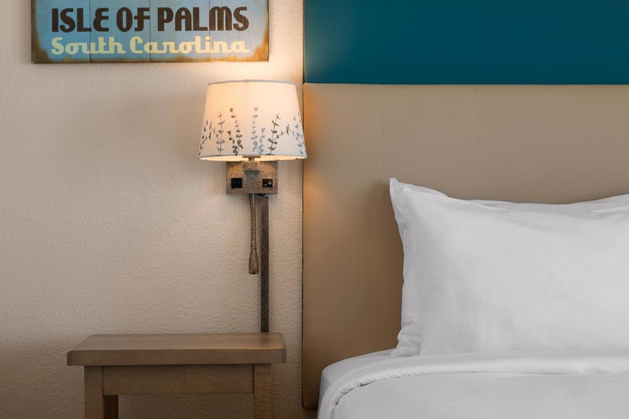 | Seaside Inn - Isle of Palms