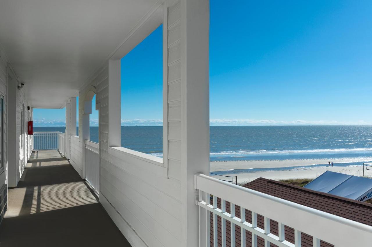 | Seaside Inn - Isle of Palms