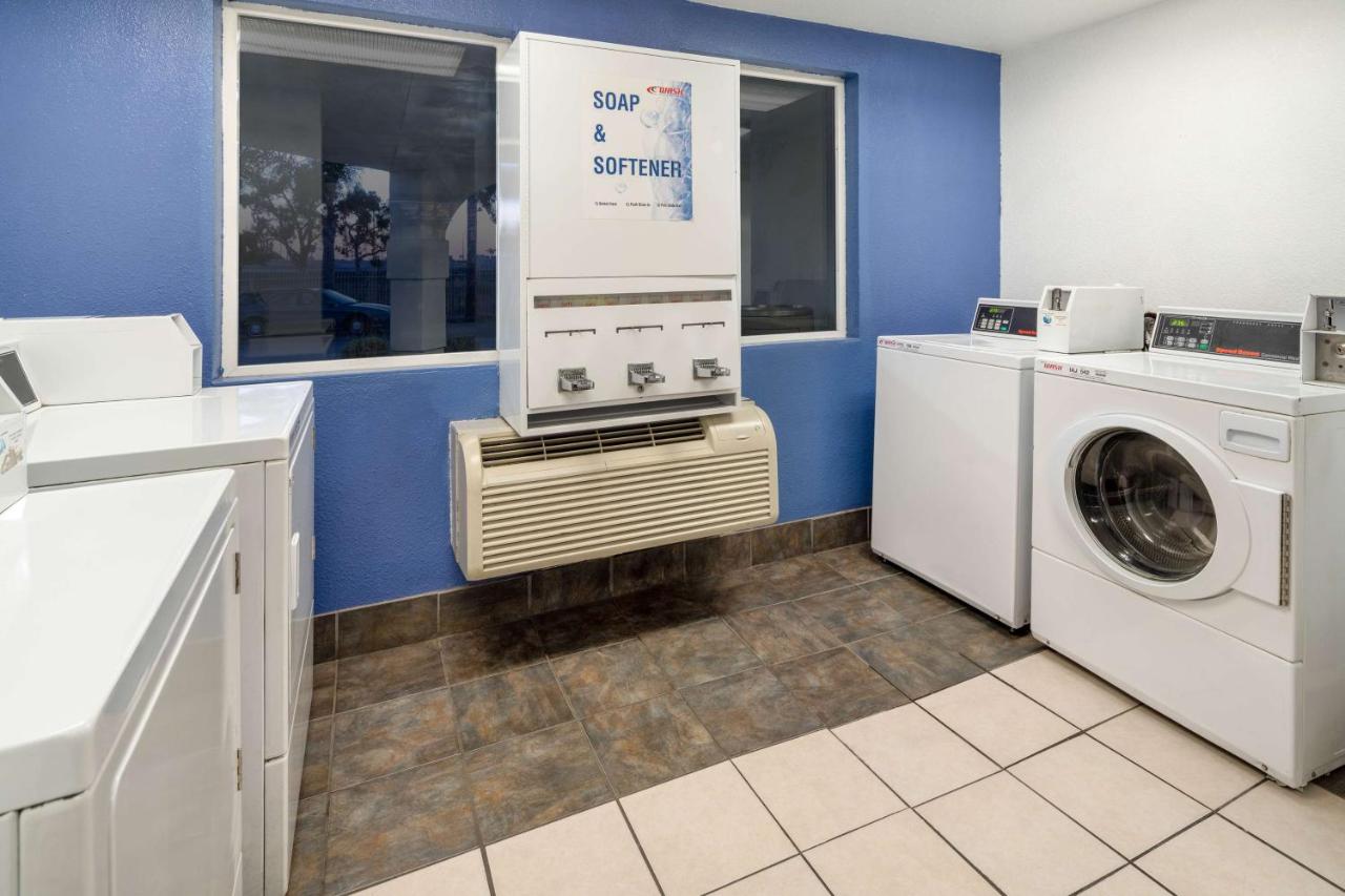 | Motel 6-Ventura, CA - South