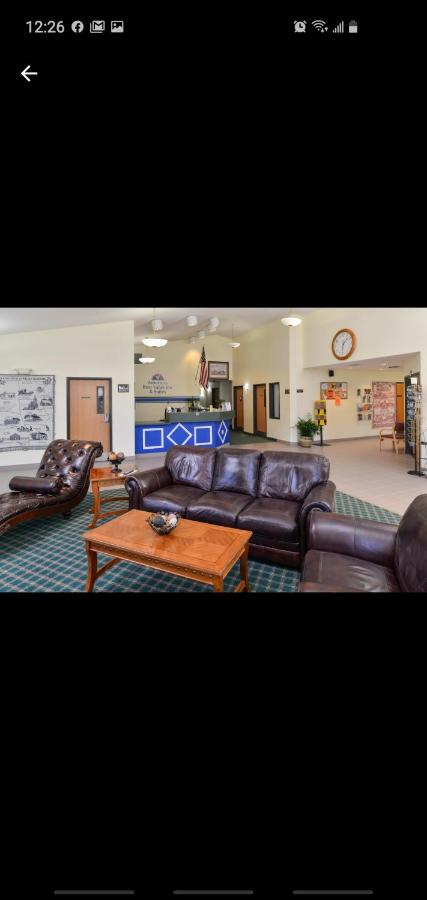 | Americas Best Value Inn & Suites-Spring Valley