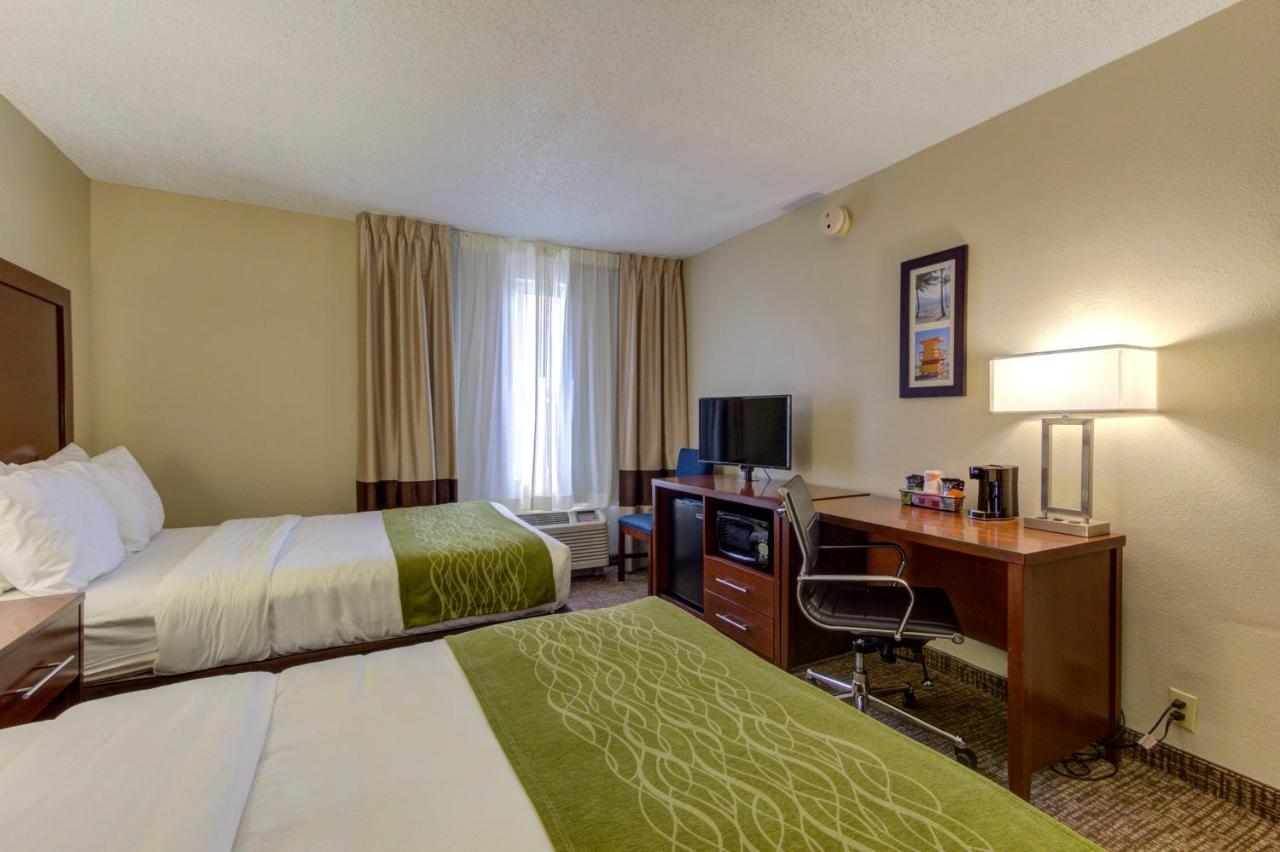Double Room with Two Double Beds - Accessible/Non-Smoking/1st Floor at Comfort Inn St Petersburg North