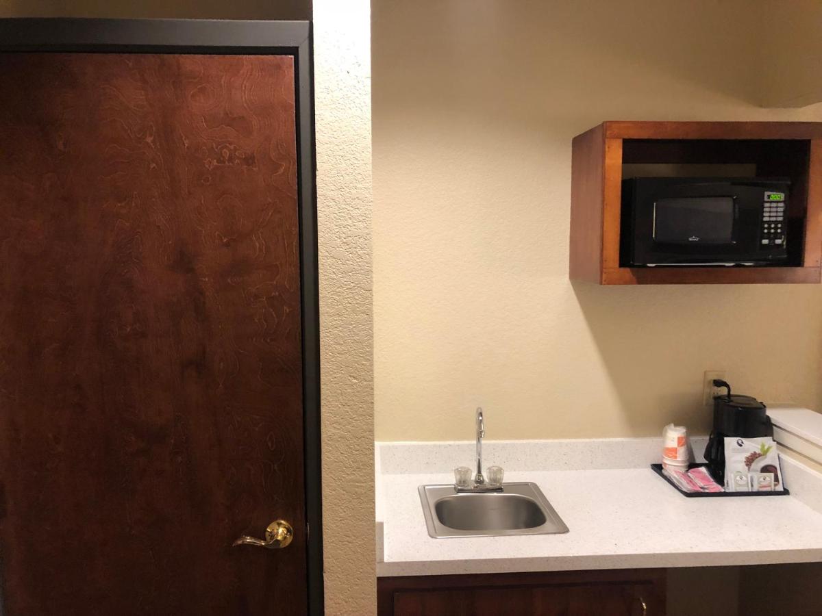 King Room - Non-Smoking at Comfort Inn Early Brownwood