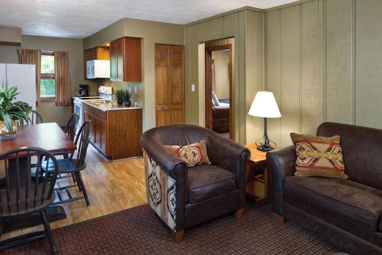 | Shawnee Lodge & Conference Center
