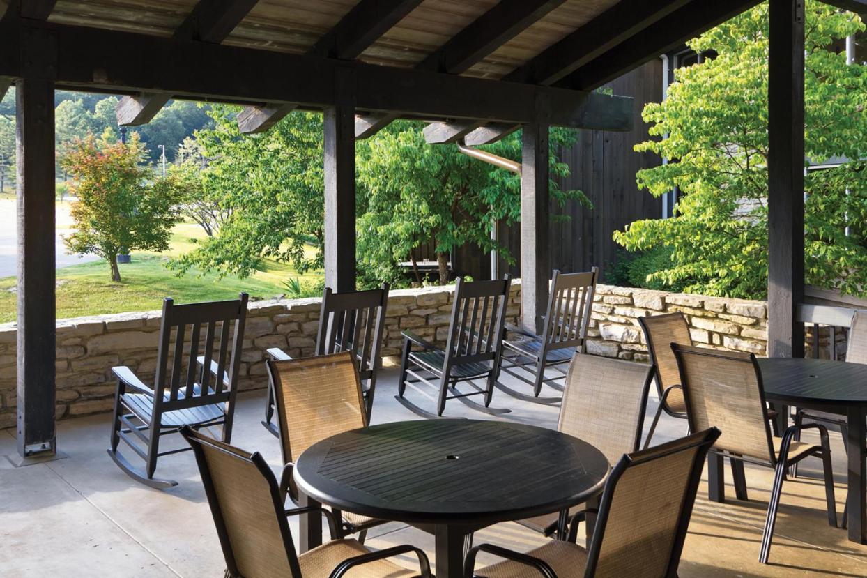 | Shawnee Lodge & Conference Center