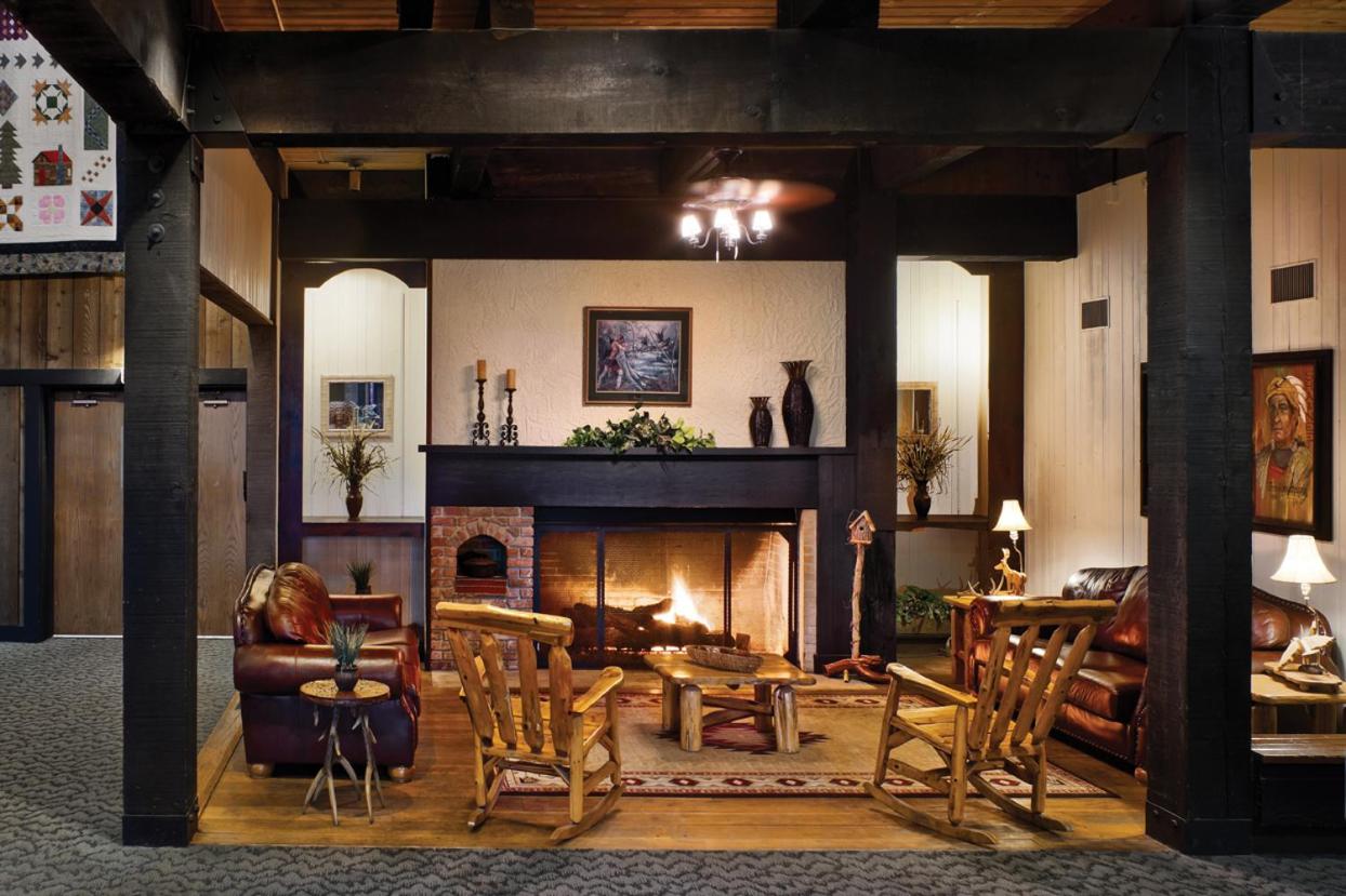 | Shawnee Lodge & Conference Center