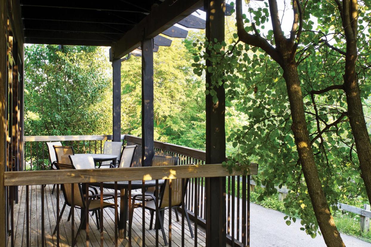 | Shawnee Lodge & Conference Center