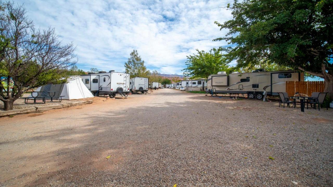 | OK RV Park Family Tipi OK1