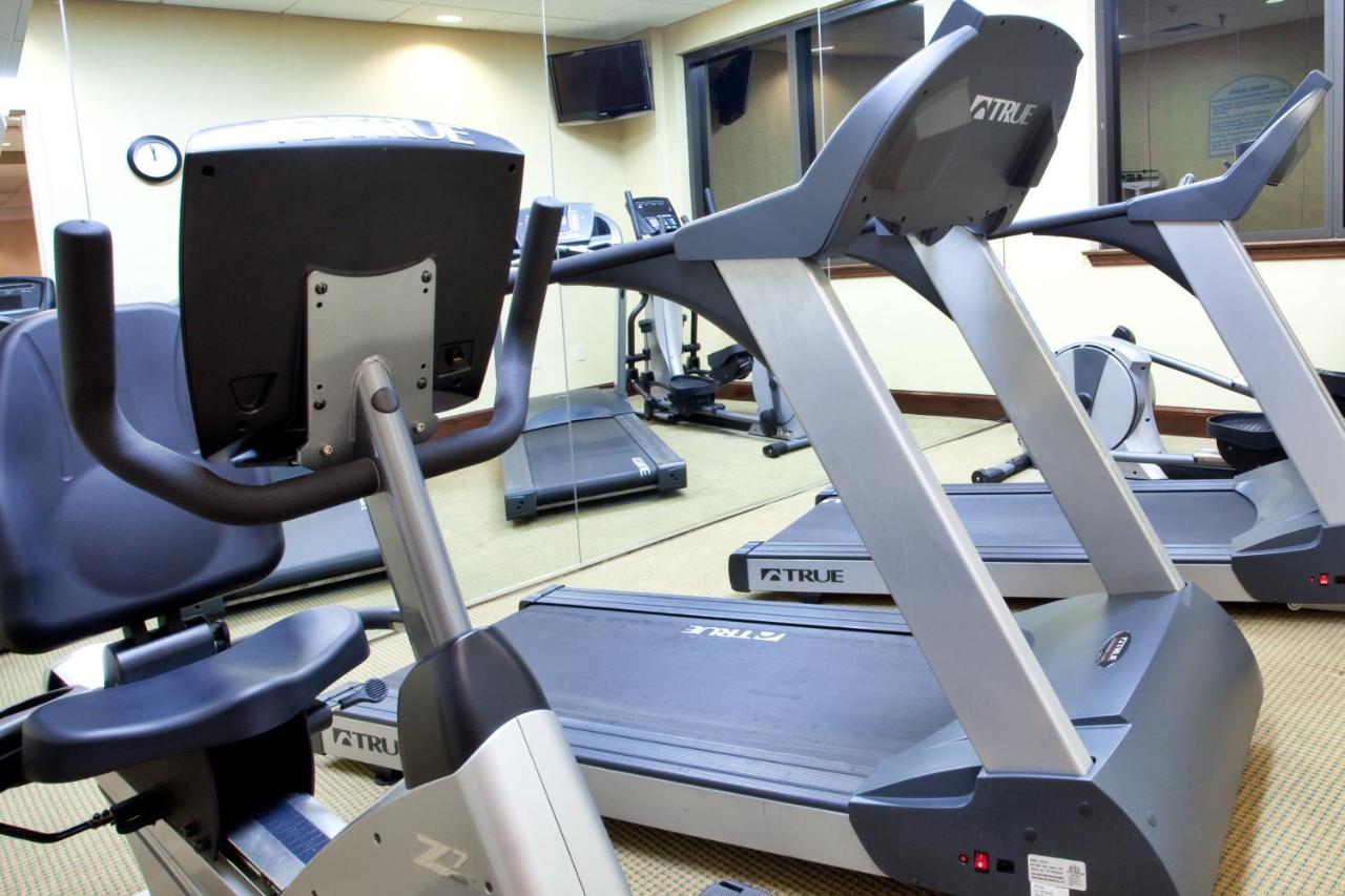 | Holiday Inn Express - Richmond Downtown, an IHG Hotel