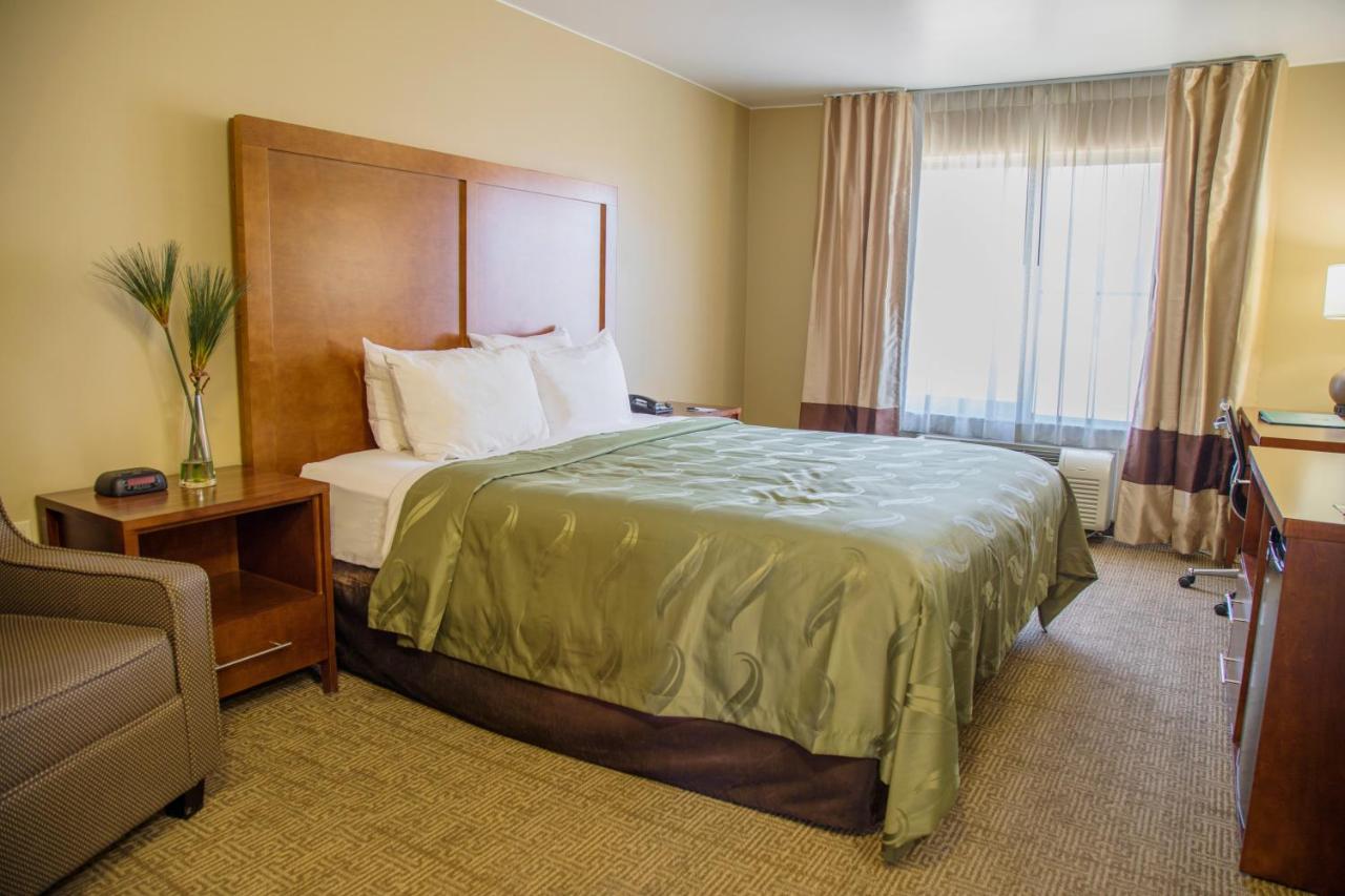 Queen Room - Accessible/Non-Smoking at Quality Inn Merced Gateway to Yosemite