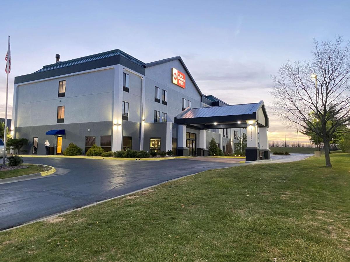 | Best Western Plus Kansas City Airport-KCI East