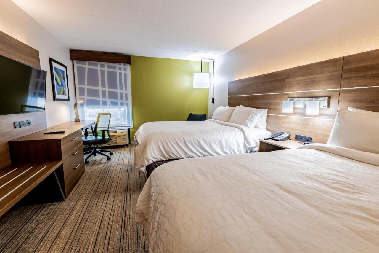 Queen Room with Two Queen Beds - Non-Smoking at Holiday Inn Express Indianapolis South by IHG