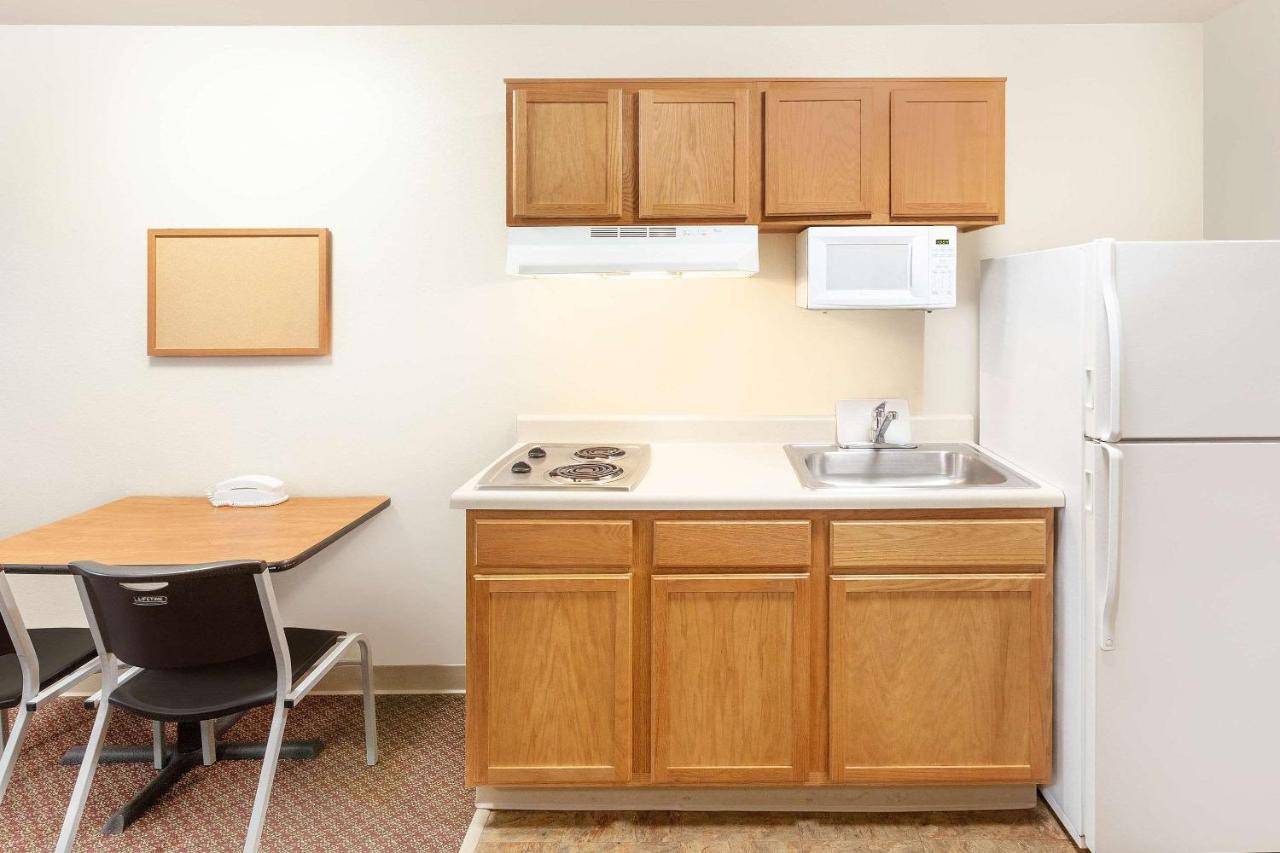 Double Room with Two Double Beds - Smoking at WoodSpring Suites Sioux Falls