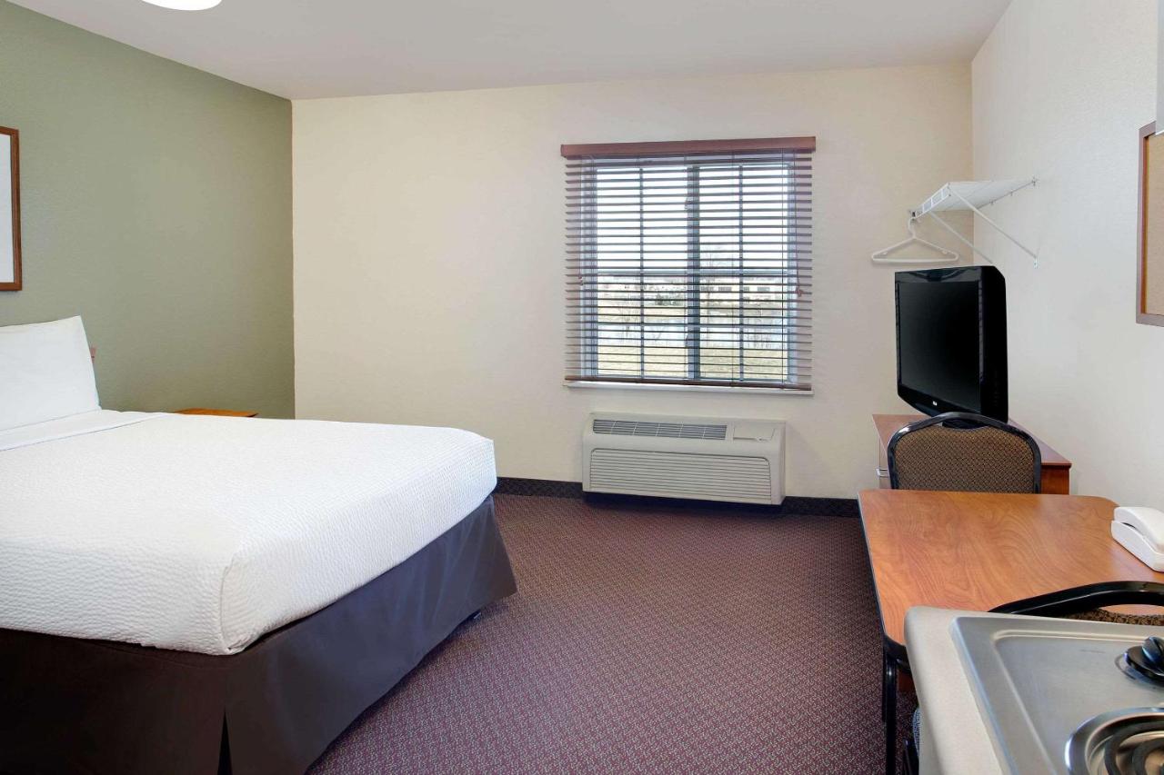 Standard Double Room - Non-Smoking at WoodSpring Suites Fort Wayne