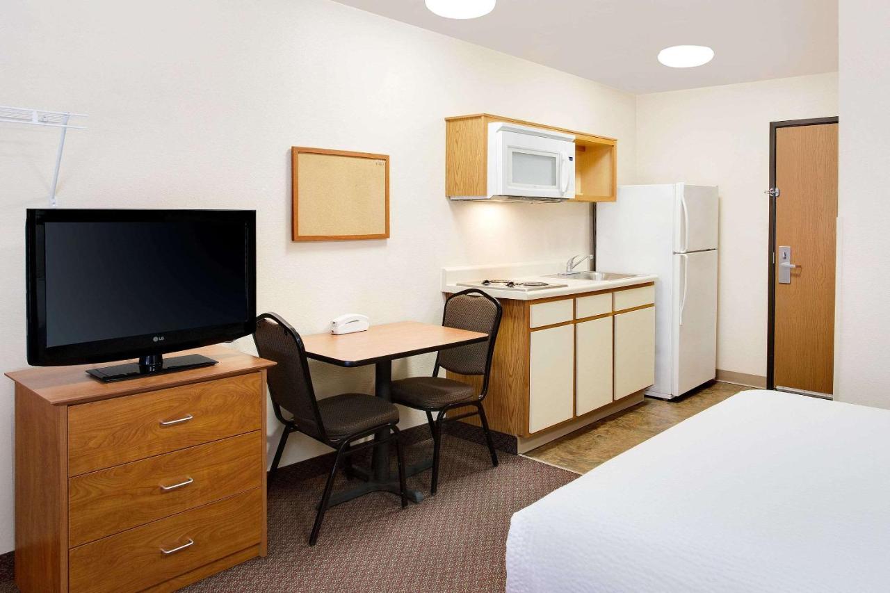 Standard Double Room - Non-Smoking at WoodSpring Suites Fort Wayne