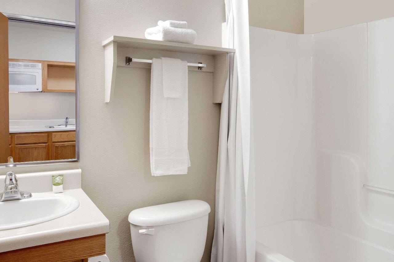 Double Room with Two Double Beds - Non-Smoking at WoodSpring Suites Baton Rouge East I-12