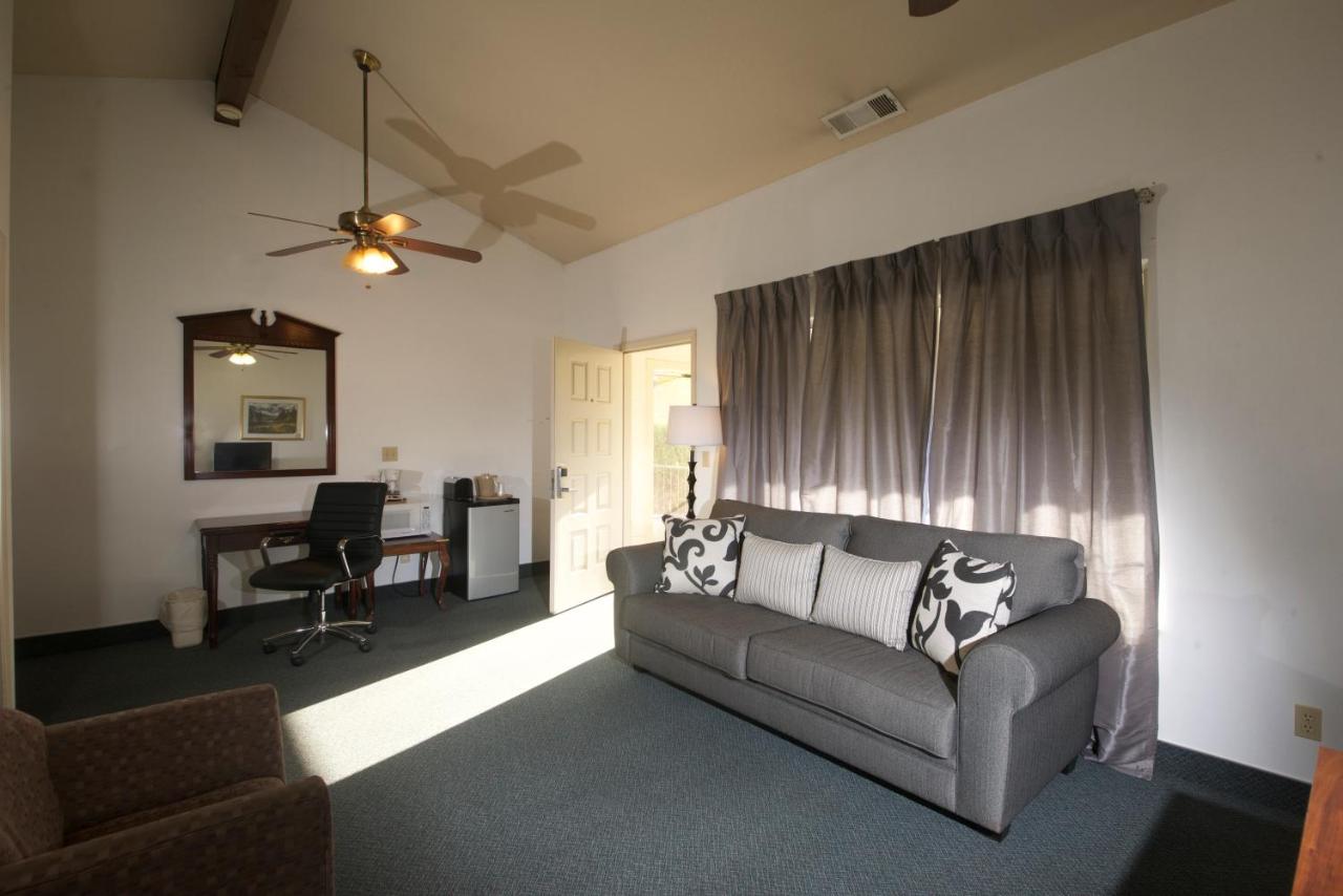 | Quality Inn Yosemite Valley Gateway