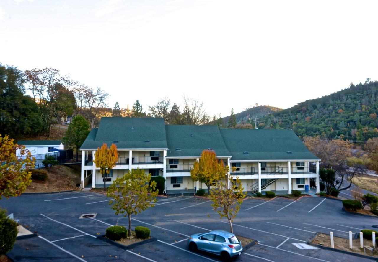 | Quality Inn Yosemite Valley Gateway
