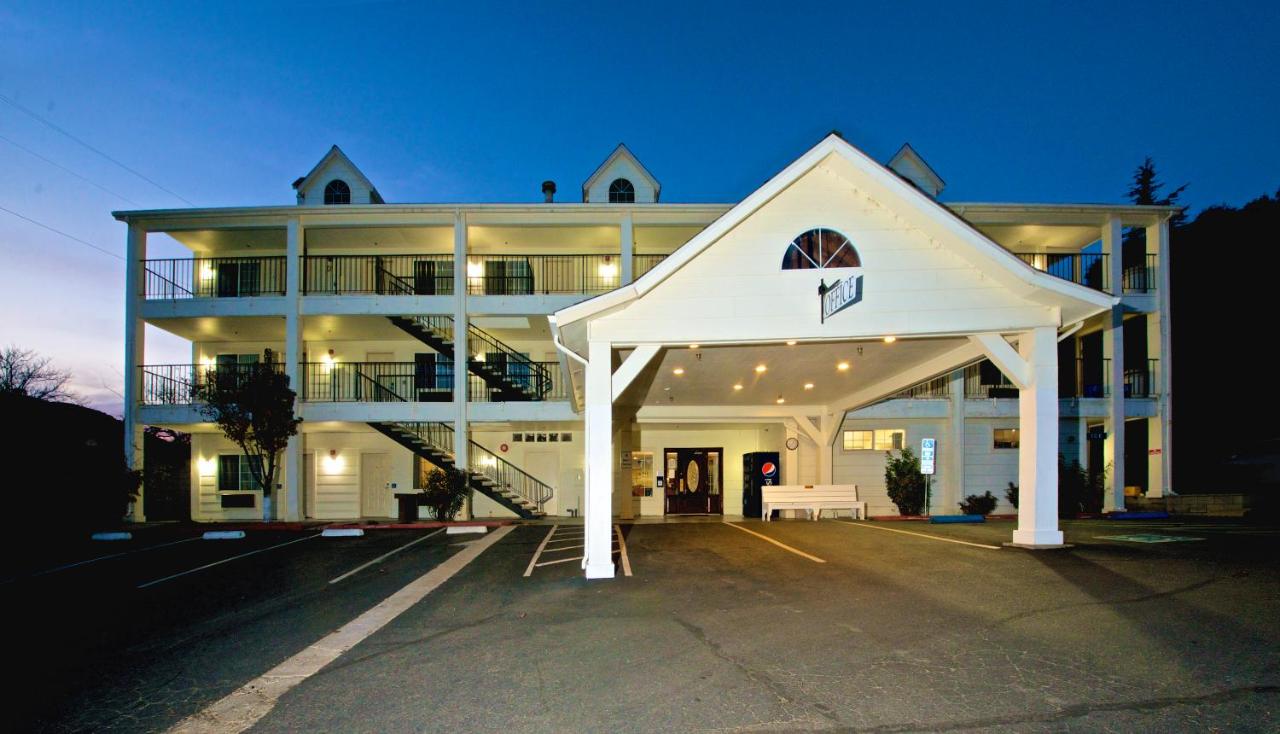 | Quality Inn Yosemite Valley Gateway