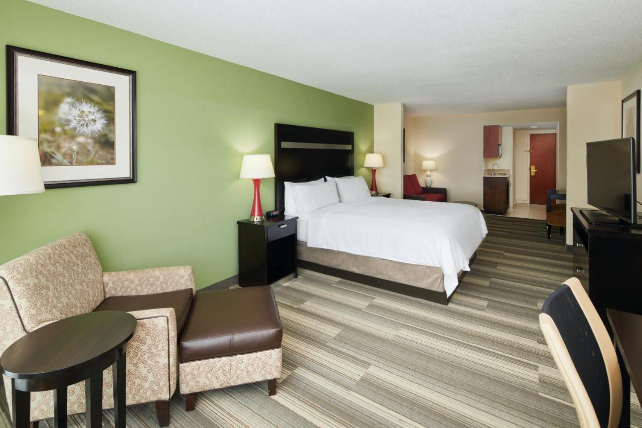  | Holiday Inn Express & Suites I-26 & Us 29 At Westgate Mall, an IHG Hotel