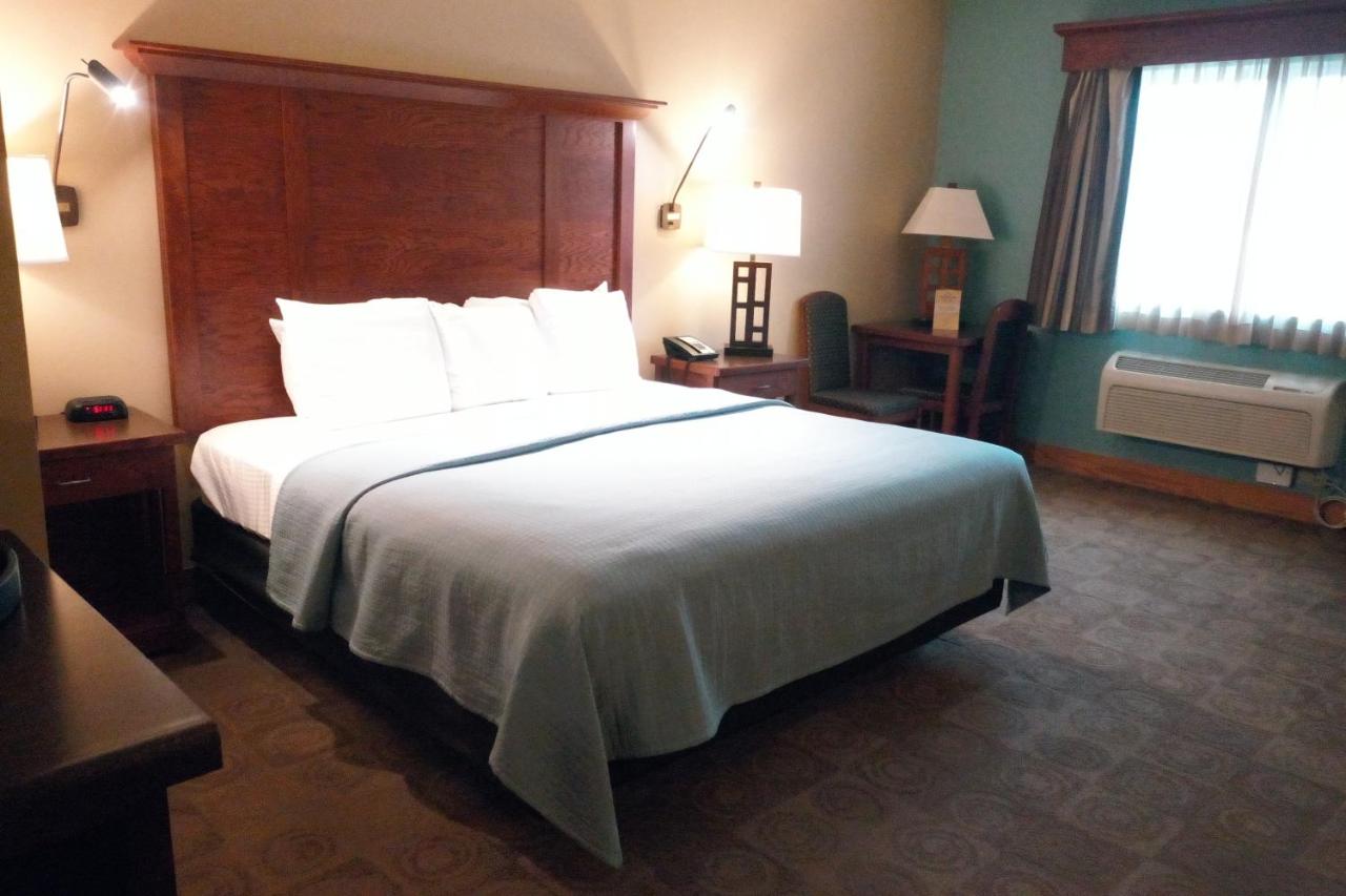 | Timberlake Lodge