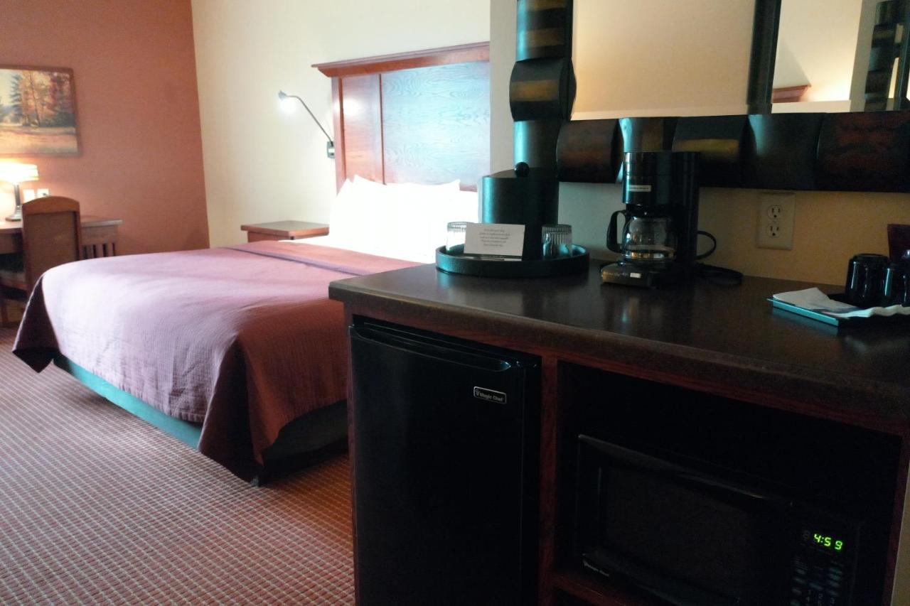| Timberlake Lodge