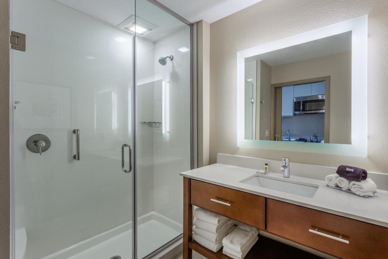 Studio Suite at Candlewood Suites Fargo South- Medical Center by IHG