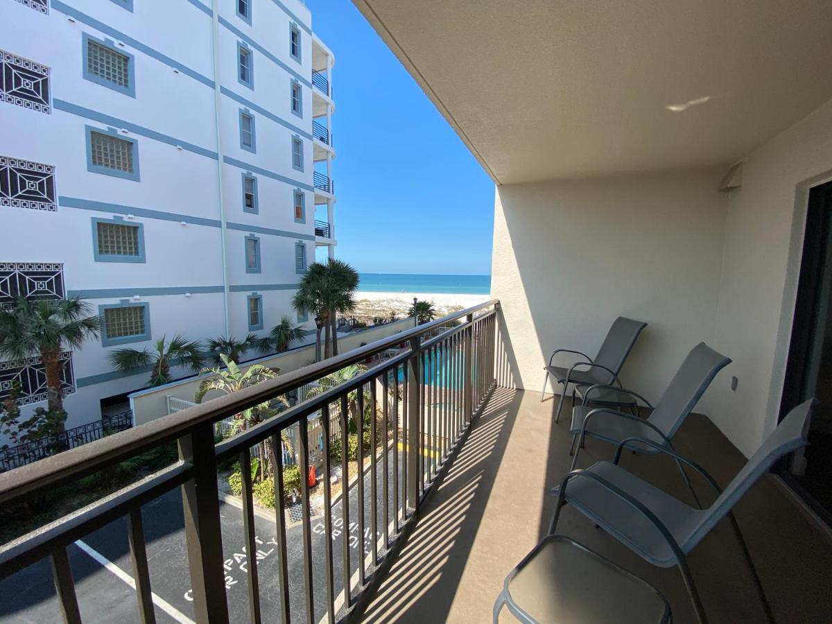 | Vistas on the Gulf by Liberte'