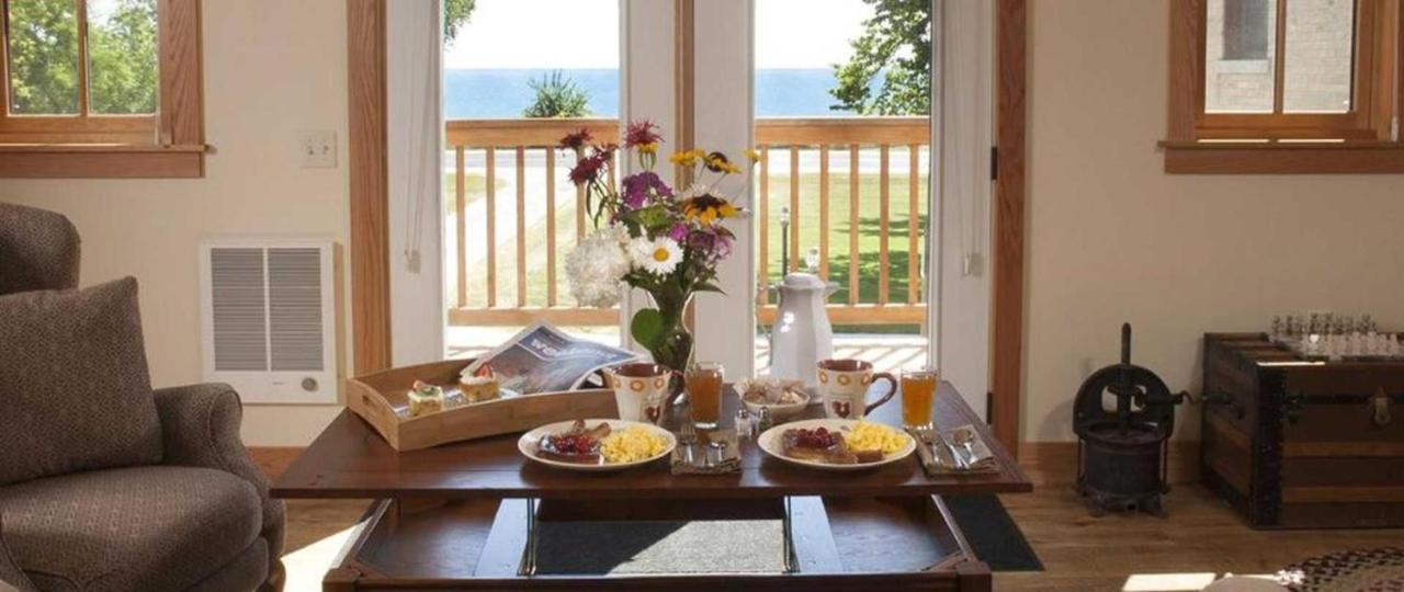  | Lake Orchard Farm Retreat