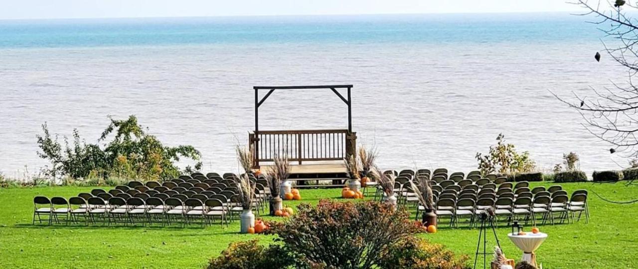  | Lake Orchard Farm Retreat