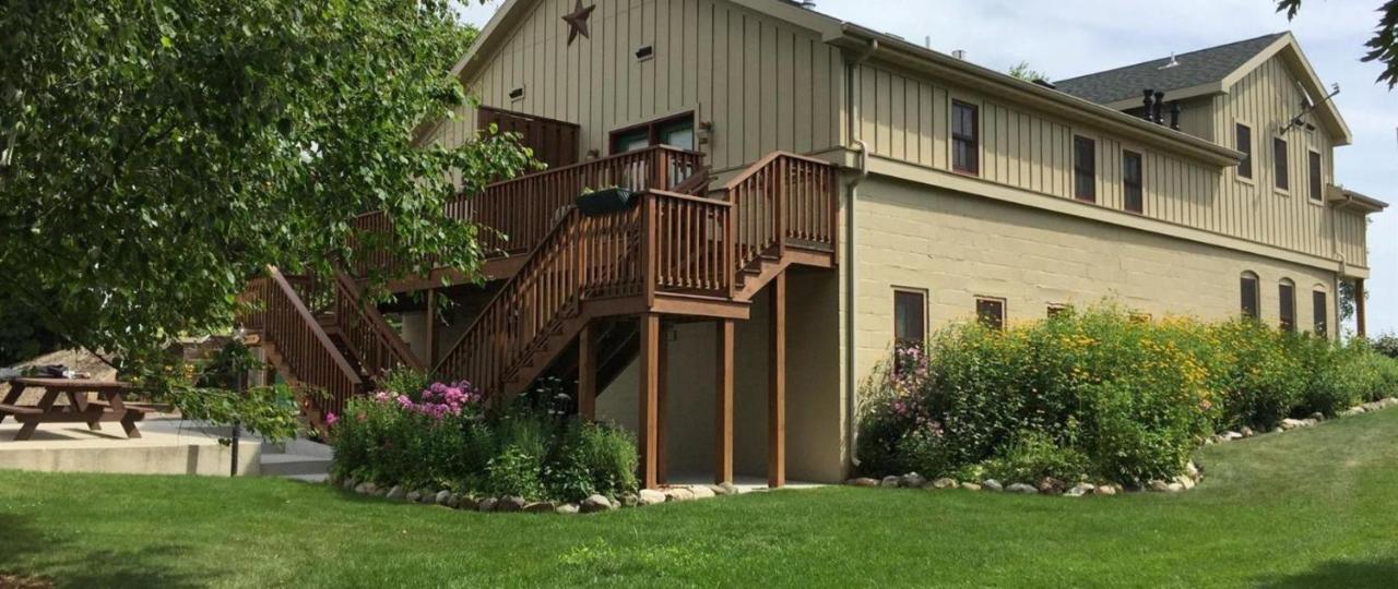  | Lake Orchard Farm Retreat