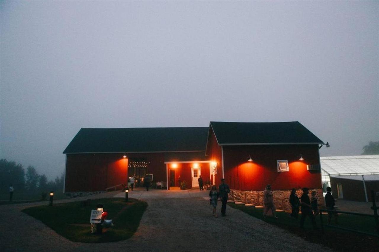  | Lake Orchard Farm Retreat