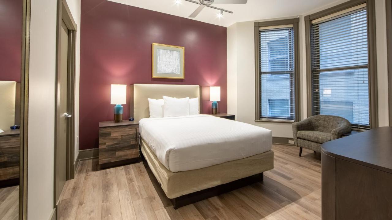 Twin Room - Mobility Access/Hearing Accessible at Holiday Inn Club Vacations New Orleans Resort by IHG