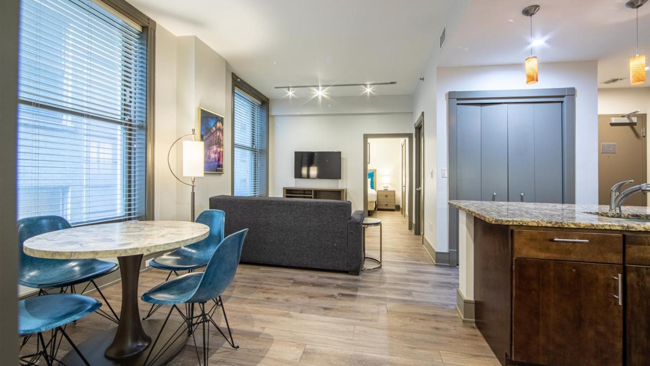 Twin Room - Mobility Access/Hearing Accessible at Holiday Inn Club Vacations New Orleans Resort by IHG