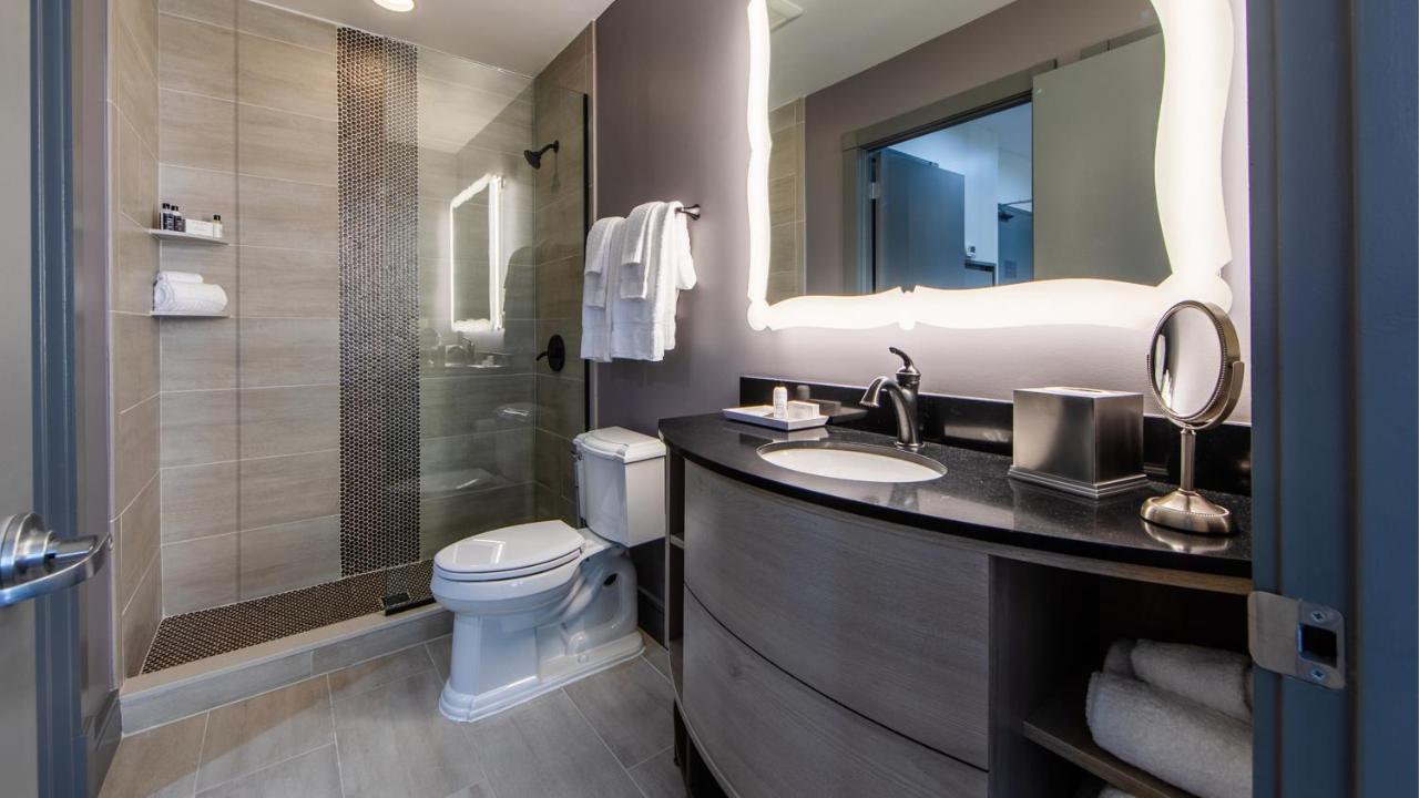 1 BEDROOM SIGNATURE COLLECTION VILLA at Holiday Inn Club Vacations New Orleans Resort by IHG