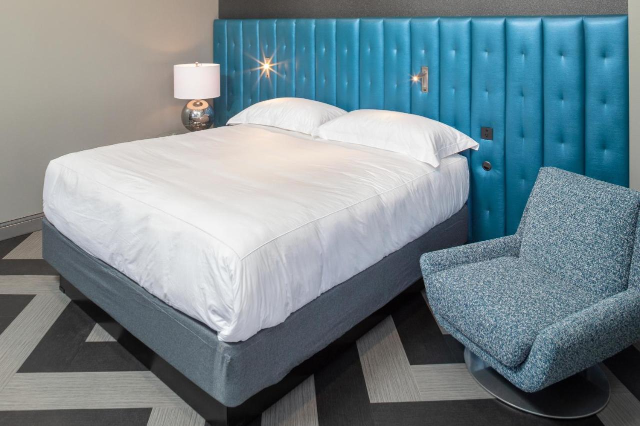 Suite at Hotel On Phillips