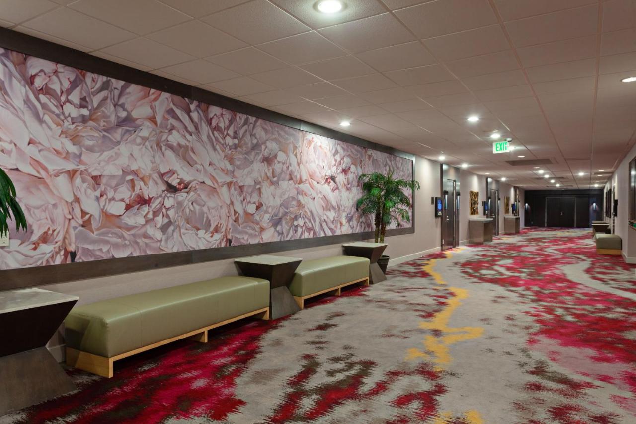 | Crowne Plaza Silicon Valley North - Union City, an IHG Hotel
